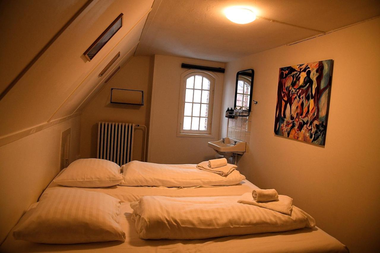Bed and Breakfast Den Gamle Arrest Рібе Екстер'єр фото