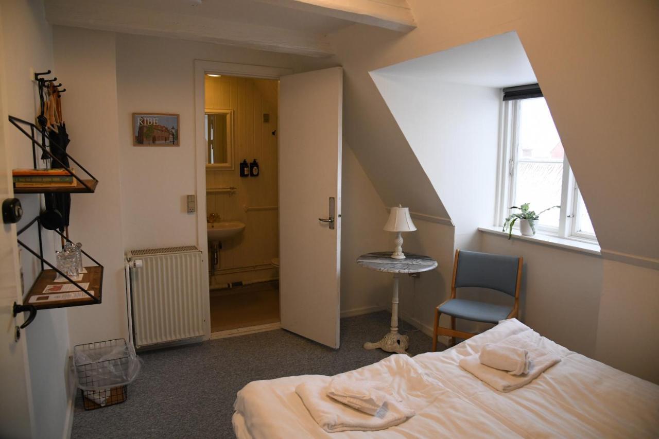 Bed and Breakfast Den Gamle Arrest Рібе Екстер'єр фото