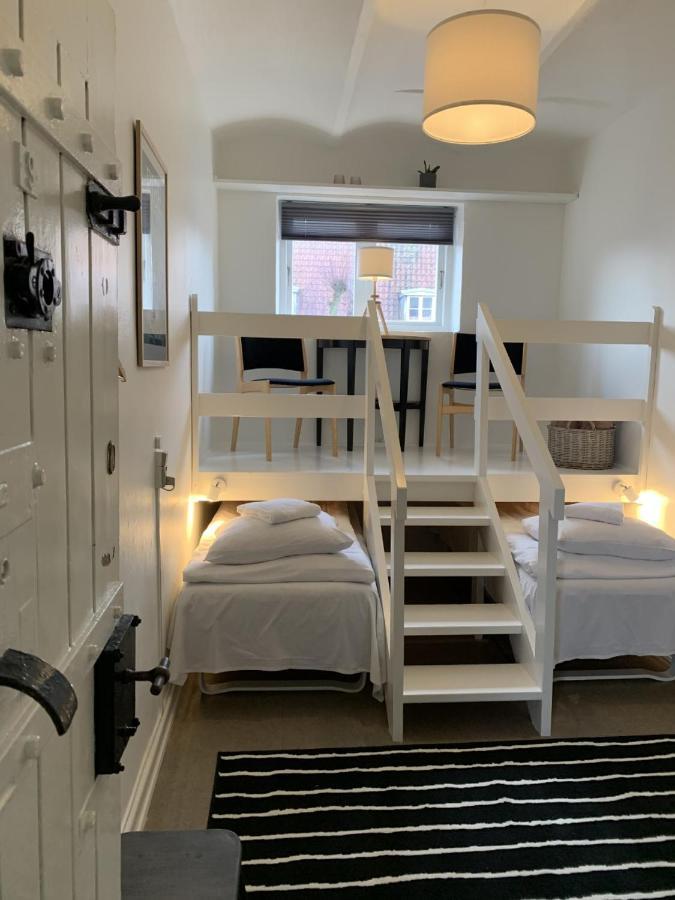 Bed and Breakfast Den Gamle Arrest Рібе Екстер'єр фото