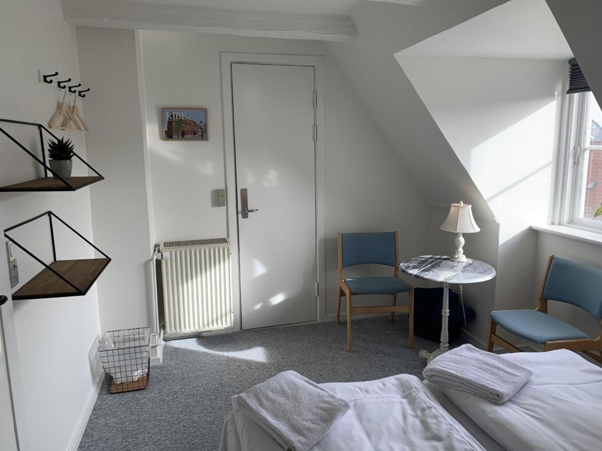 Bed and Breakfast Den Gamle Arrest Рібе Екстер'єр фото