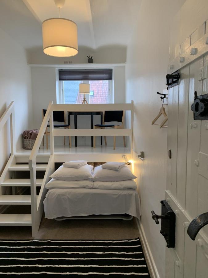 Bed and Breakfast Den Gamle Arrest Рібе Екстер'єр фото